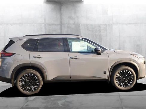 New 2026 Nissan Rogue SV AWD/4WD image 5