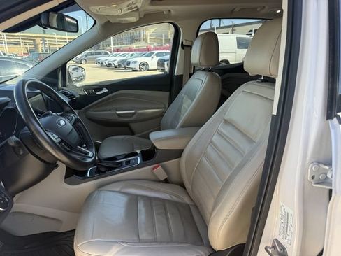Used 2017 Ford Escape Titanium AWD/4WD image 25