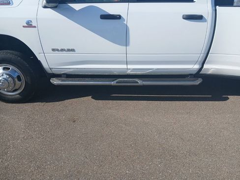 Used 2024 RAM 3500 Big Horn AWD/4WD image 15