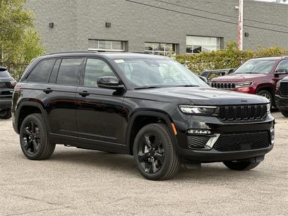 New 2025 Jeep Grand Cherokee Limited w/ Black Appearance Package