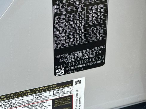 New 2026 Land Rover Defender 110 S image 18