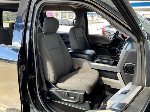 Used 2018 Ford F150 XLT w/ Equipment Group 302A Luxury AWD/4WD image 8