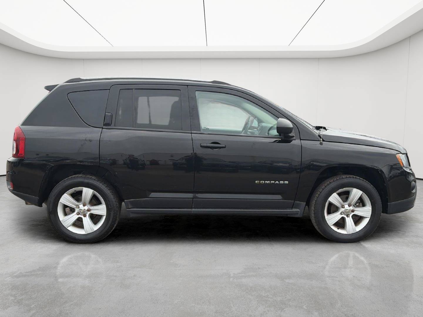 Used 2016 Jeep Compass Sport w/ Power Value Group AWD/4WD image 8