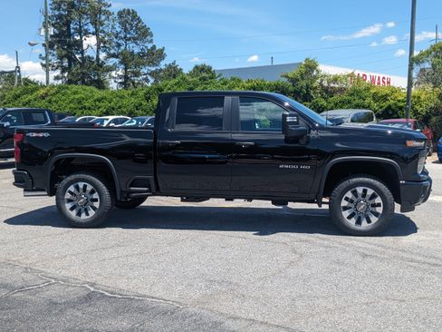 New 2025 Chevrolet Silverado 2500 Custom w/ Custom Value Package image 3