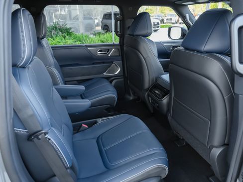 New 2026 INFINITI QX80 4WD w/ Sport Exterior Package image 29