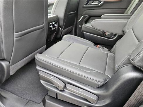 New 2026 GMC Yukon Denali w/ Sun & Power Step Package AWD/4WD image 15