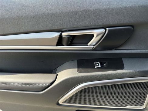 New 2025 Kia Telluride S image 22