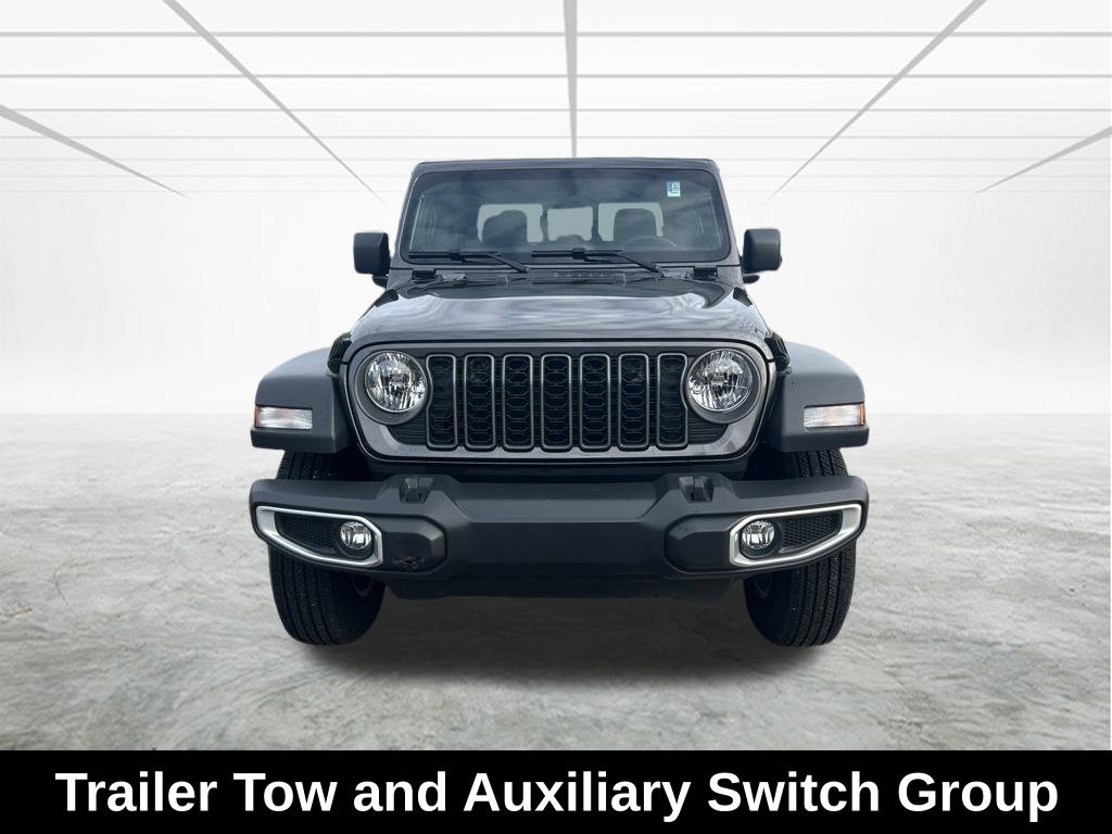 Used 2026 Jeep Gladiator Sport AWD/4WD image 9
