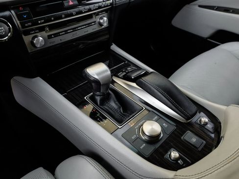 Used 2014 Lexus LS 460 AWD w/ Comfort Package image 33