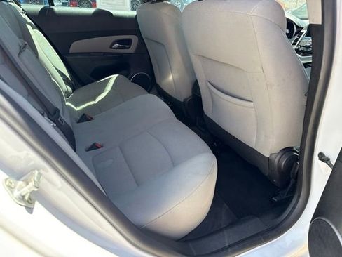 Used 2014 Chevrolet Cruze Eco w/ Enhanced Safety Package FWD image 19
