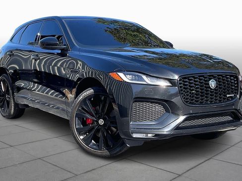 Used 2024 Jaguar F-PACE R-Dynamic S image 3