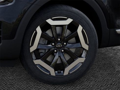 New 2025 Kia Telluride S image 9