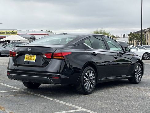 New 2026 Nissan Altima 2.5 SV FWD image 2