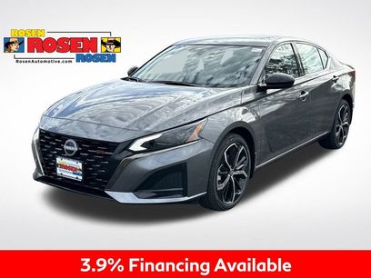 New 2025 Nissan Altima 2.5 SR w/ SR Premium Package