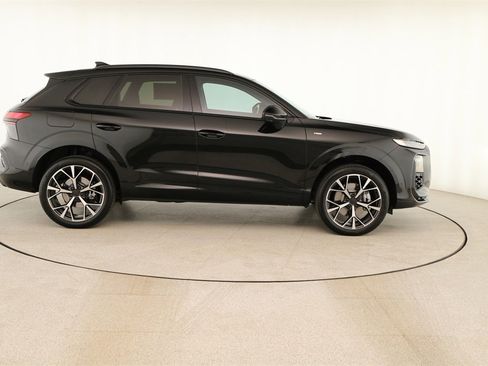 New 2026 Audi Q3 quattro 2.0T image 8