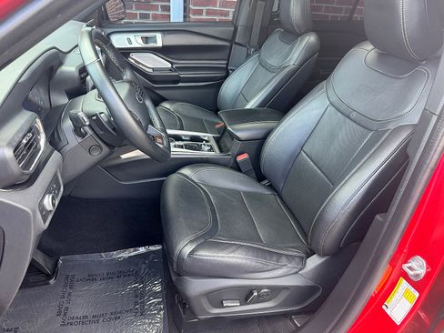 Used 2020 Ford Explorer ST w/ ST Street Pack AWD/4WD image 36
