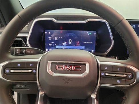 New 2026 GMC Canyon Elevation w/ Convenience Package image 20