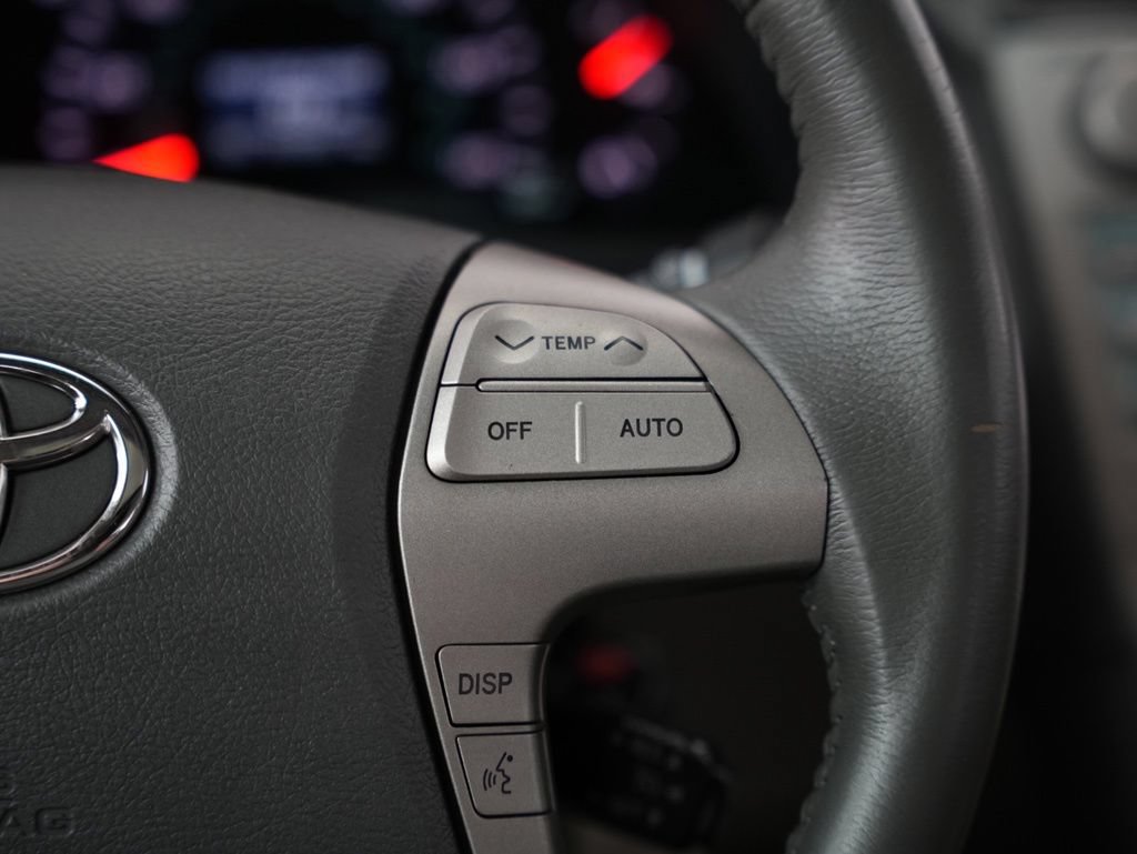 Used 2009 Toyota Camry SE FWD image 13