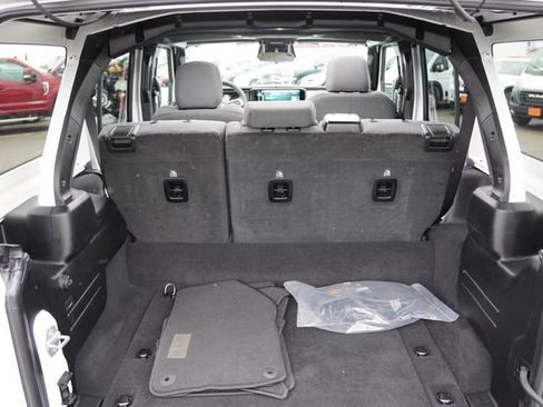 Certified 2025 Jeep Wrangler Unlimited Sahara w/ Safety Group image 24