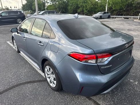Used 2022 Toyota Corolla LE FWD image 6