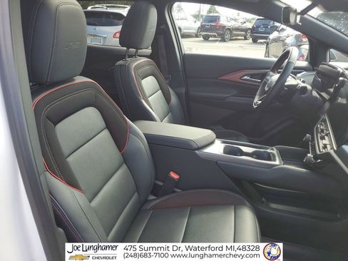 Used 2025 Chevrolet Equinox EV RS w/ Active Safety Package 3 AWD/4WD image 29