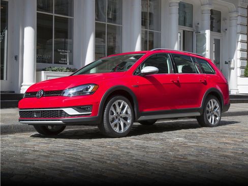 Used 2017 Volkswagen Golf Alltrack SE AWD/4WD image 1