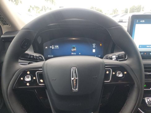 New 2025 Lincoln Corsair FWD w/ Equipment Group 101A image 12