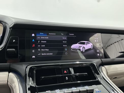 New 2025 Porsche Panamera 4 image 42