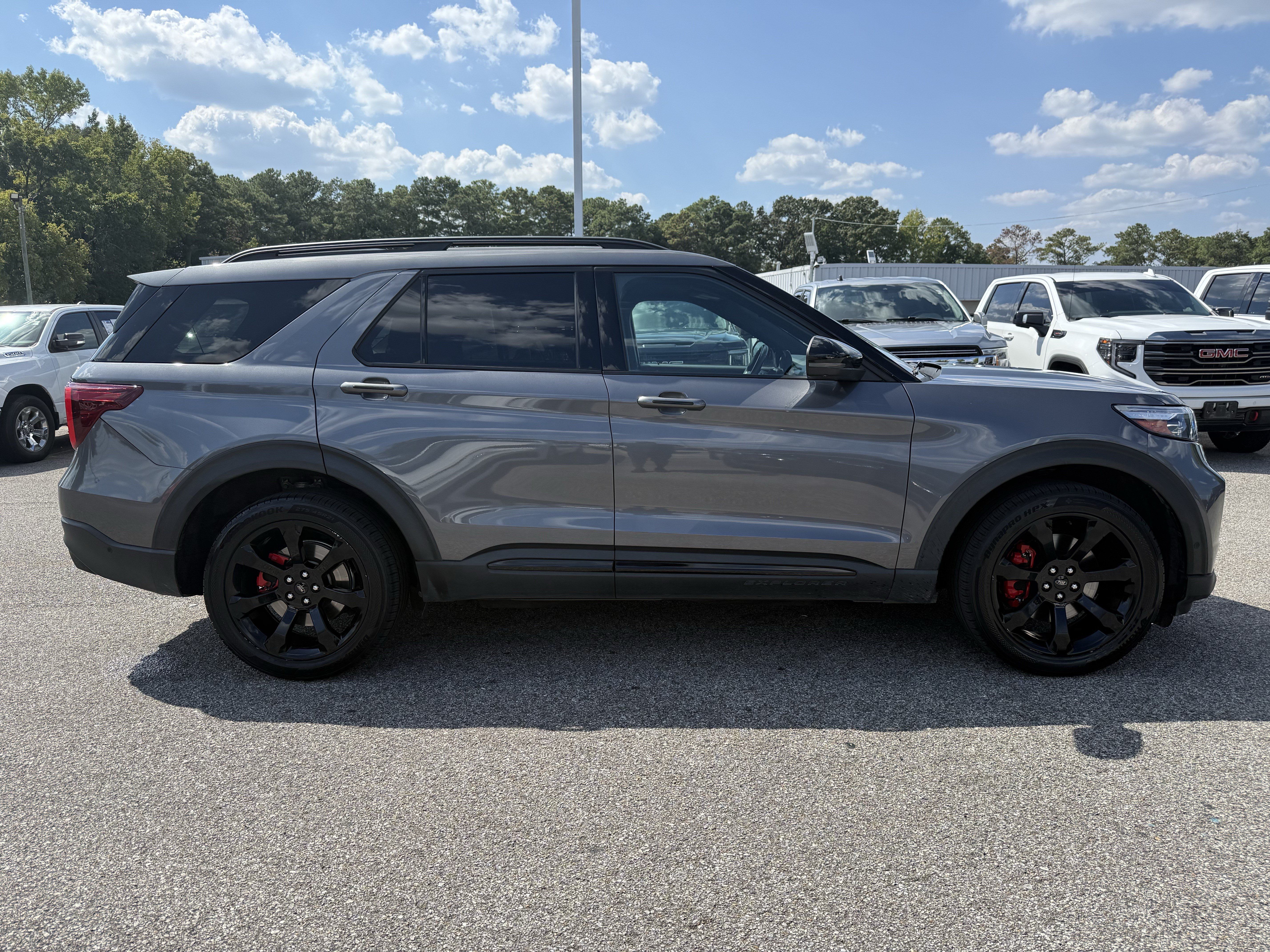 Used 2021 Ford Explorer ST w/ Equipment Group 401A AWD/4WD image 11