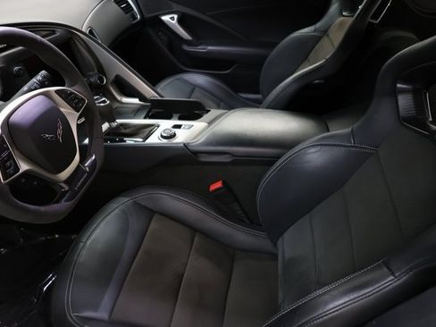 Used 2016 Chevrolet Corvette Z06 w/ 3LZ Preferred Equipment Group image 81