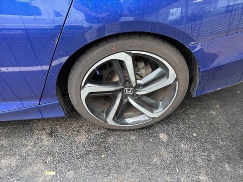 Used 2019 Honda Accord Sport image 14