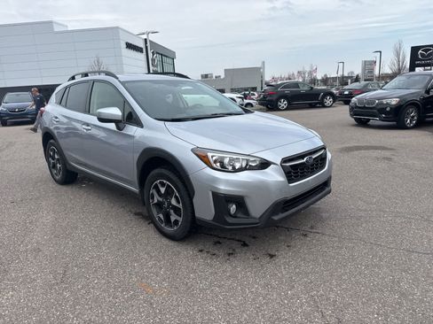 Used 2020 Subaru Crosstrek 2.0i Premium w/ Moonroof Package 1 image 3