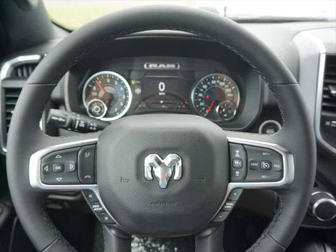 Certified 2025 RAM 1500 Big Horn image 18