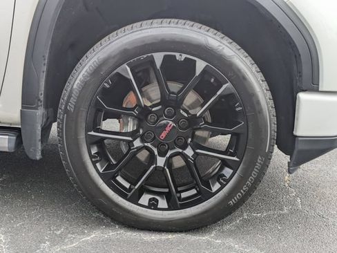 Used 2023 GMC Sierra 1500 Denali AWD/4WD image 11