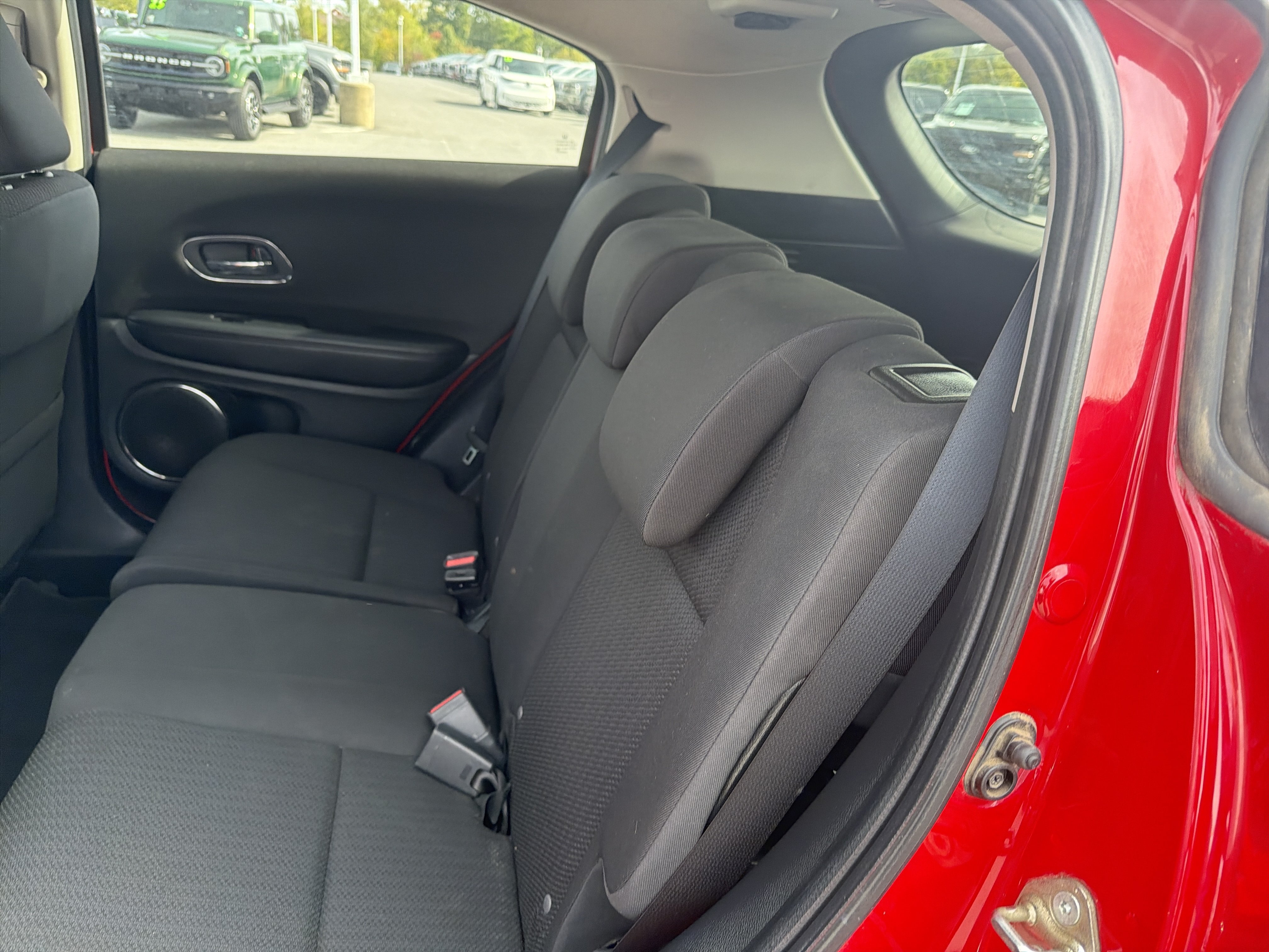 Used 2018 Honda HR-V EX image 13