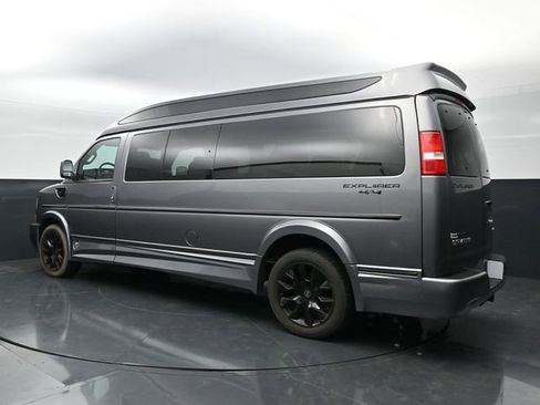 Used 2020 GMC Savana 2500 Extended w/ Enhanced Convenience Package RWD image 7