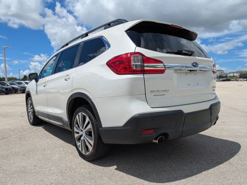 Used 2022 Subaru Ascent Limited w/ Technology Package AWD/4WD image 6