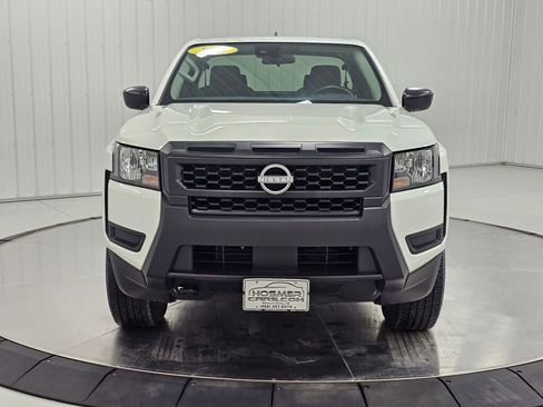 Used 2025 Nissan Frontier S AWD/4WD image 8