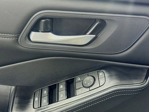 New 2026 Nissan Rogue SV image 15