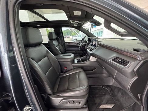 Used 2021 Chevrolet Tahoe LT w/ LT Signature Package RWD image 17