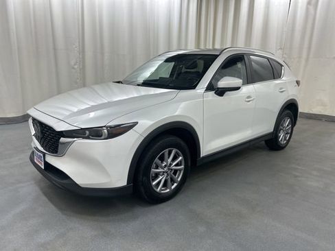 Used 2023 MAZDA CX-5 AWD 2.5 S w/ Preferred Package image 3