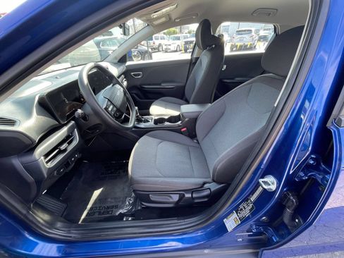 Used 2025 Kia K4 FWD image 28