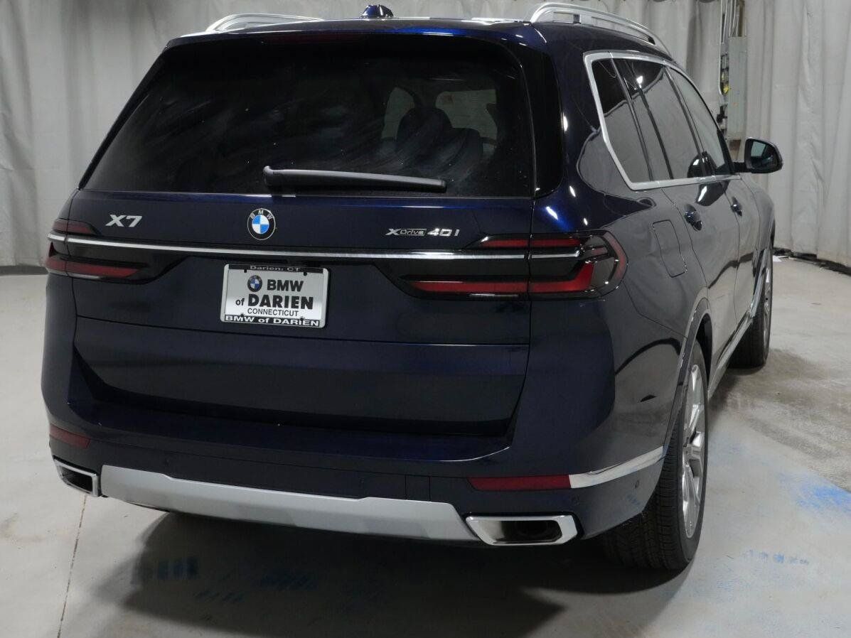 Used 2027 BMW X7 xDrive40i w/ Premium Package AWD/4WD image 21