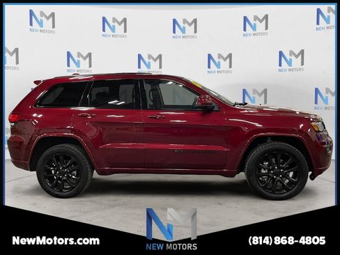 Used 2021 Jeep Grand Cherokee Laredo X AWD/4WD image 6