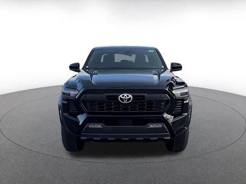 Used 2025 Toyota Tacoma TRD Off-Road image 3