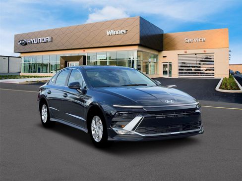 New 2026 Hyundai Sonata SE FWD image 30