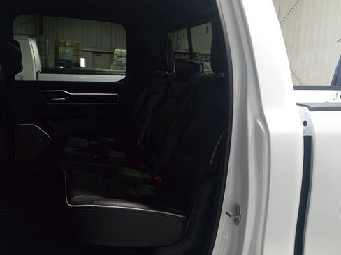 New 2026 RAM 1500 Laramie AWD/4WD image 7