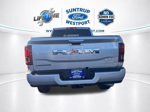 Used 2026 RAM 2500 Laramie AWD/4WD image 18