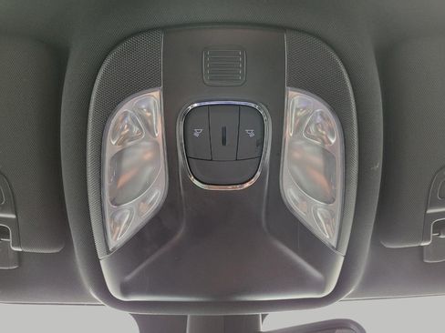 Used 2025 Jeep Compass Trailhawk AWD/4WD image 43