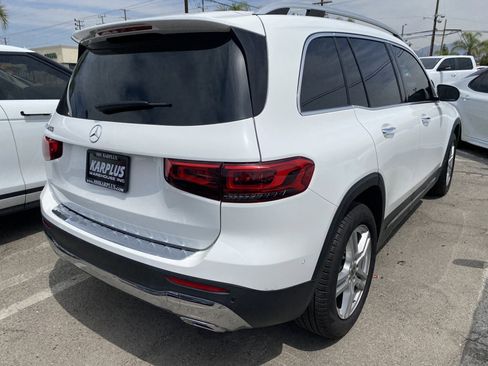 Used 2023 Mercedes-Benz GLB 250 w/ Premium Package Lite image 8